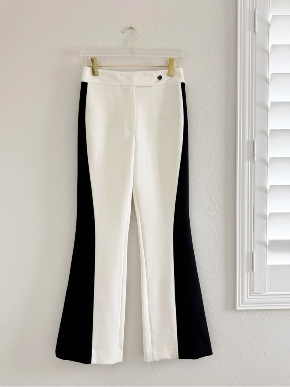 GSTQ Downtown Colorblock Flare Pant in Black/Ivory Size 4 - Picture 2 of 10